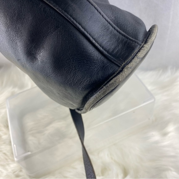 VINTAGE COACH BUCKET BAG - Picture 10 of 15